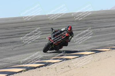 media/Oct-13-2025-Moto Forza (Mon) [[a66d839500]]/3-B Group/Session 2 (Bowl)/